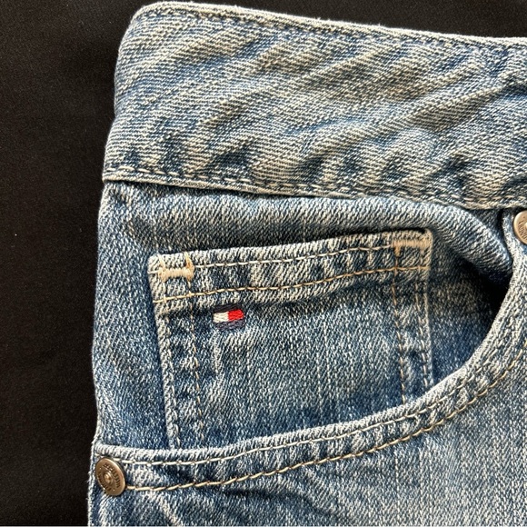 Tommy Hilfiger Women's Denim Shorts - Picture 4 of 9